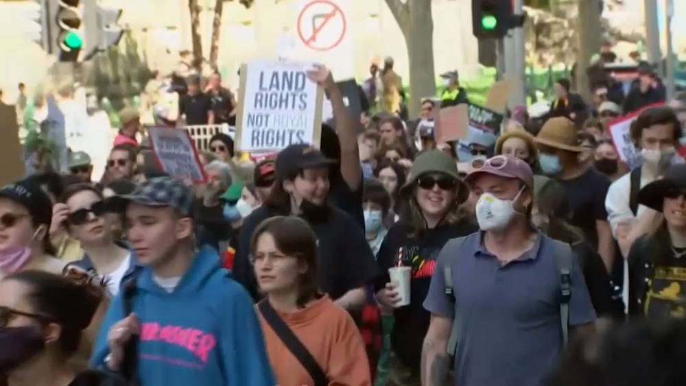 Hundreds march in anti-monarchy protests in Australia