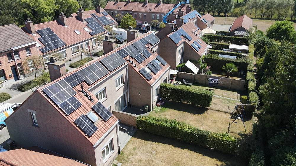 Thousands of low-income households in Belgium to receive energy bill relief via solar power