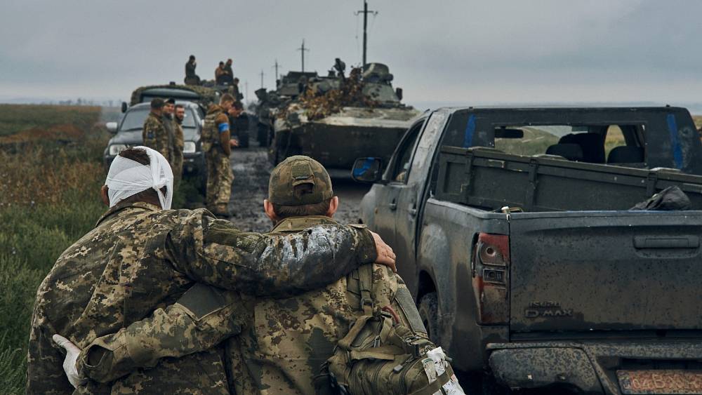 Ukraine war: Russia launches 'massive strikes' to keep Kyiv's progress in check
