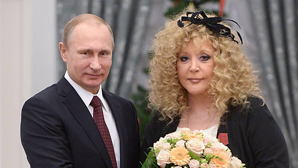 Ukraine war: Russian singer Alla Pugacheva asks to be named 'foreign agent' to support husband