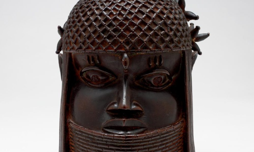 Nigeria Benin bronzes: US museums return trove of looted treasures