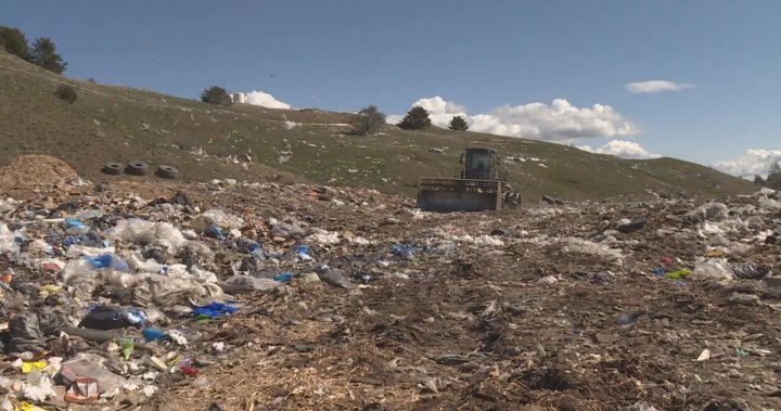 Waste study at Vernon, B.C. landfill finds lots of compostable material being trashed - Okanagan