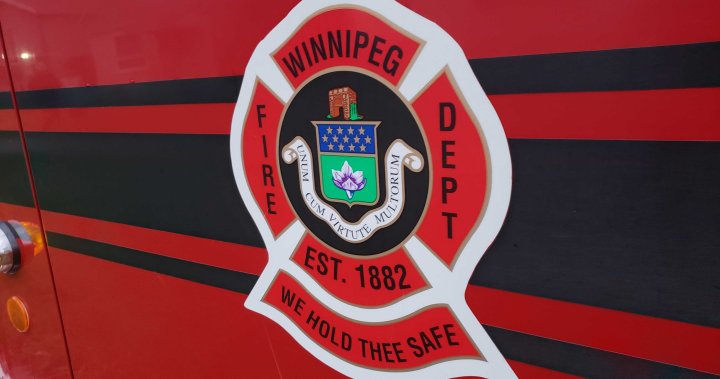 No one hurt in Christmas Eve morning fire at a vacant Winnipeg house - Winnipeg