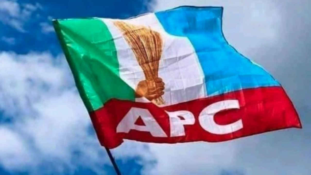 NNPP candidates, PDP coordinators defect to APC in Zamfara