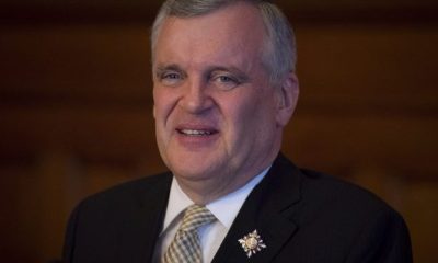 Tributes pour in for former Ontario lieutenant-governor David Onley