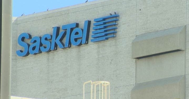Saskatchewan minister instructs SaskTel to cut upcoming email charges