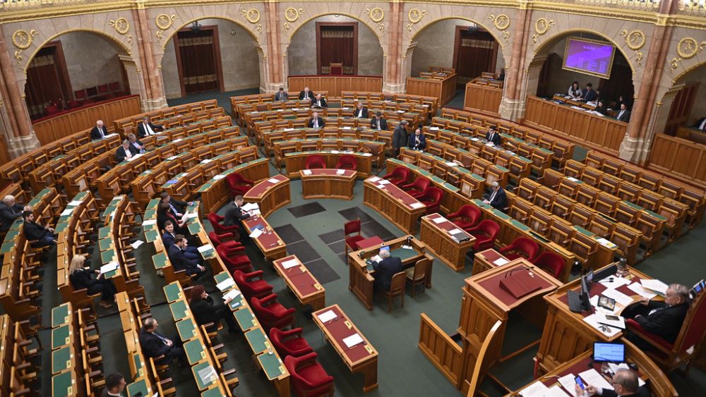 NATO: Hungarian Parliament ratifies Finland's membership