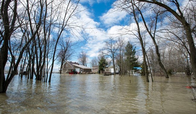 Quebec municipalities on flood watch as Environment Canada issues rainfall warnings - Montreal