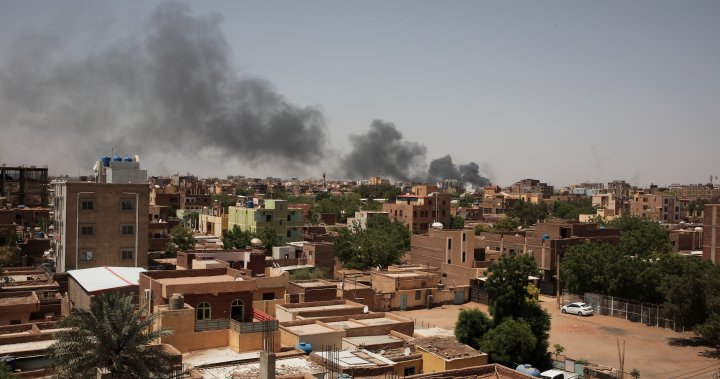 Sudan crisis: Window closing to evacuate Canadians by air, officials say - National