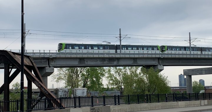 Montreal residents complaining about noise from REM trains as testing continues