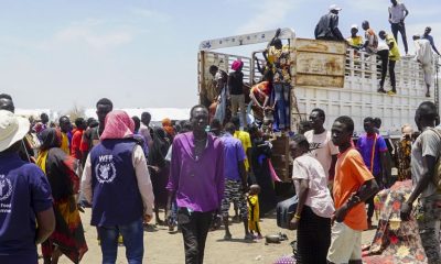Hundreds of thousands forced to flee their homes in Sudan amid fighting