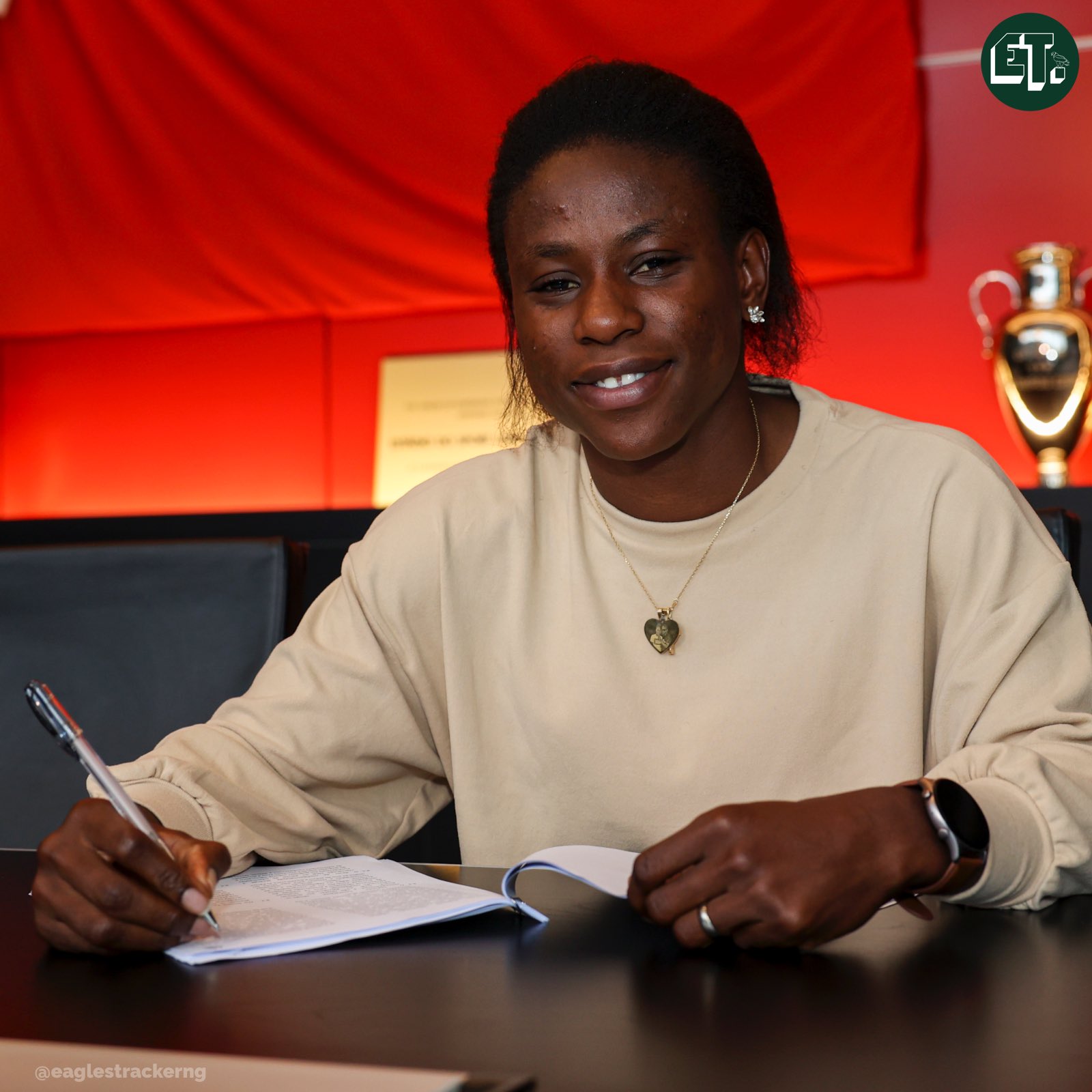 Transfer: Super Falcons star Ucheibe pens new contract with Benfica