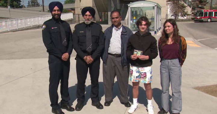 Chain of good deeds reunites Calgary teen with his wallet - Calgary