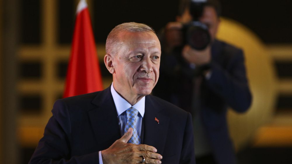 Turkey's President Erdogan sworn in for third mandate as president