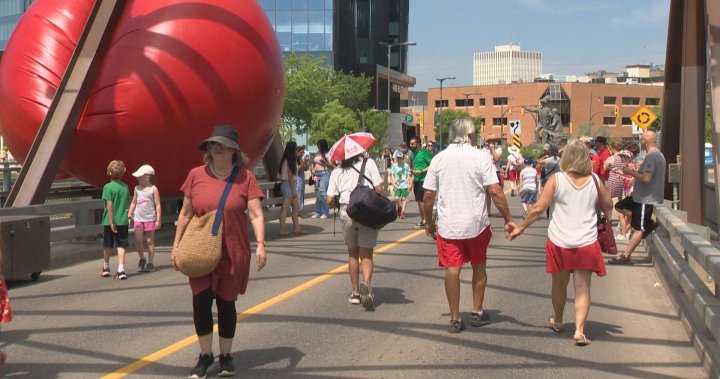 Saskatonians gather for Canada Day festivities by the riverbank - Saskatoon