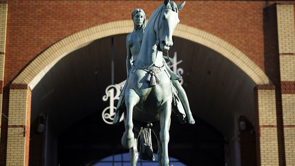 Culture Re-View: Lady Godiva rides naked through Coventry - allegedly
