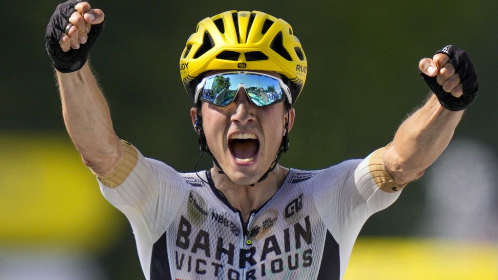 Spain's Bilbao sprints to first Tour de France win in sweltering heat