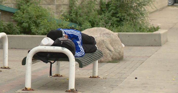 Saskatoon footing the bill on homelessness with ministry slow to act - Saskatoon