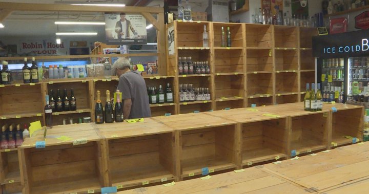 Liquor Mart strike impacting rural booze supply - Winnipeg