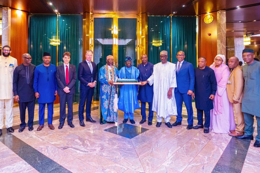 President Tinubu Receives NLNG Board Members, Management (Photos)