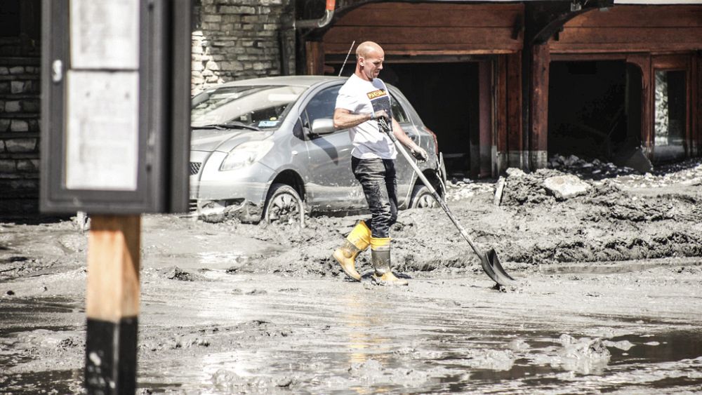Extreme weather continues in Europe as Italy hit by mud landslides