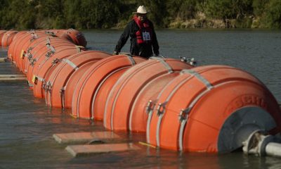 Has Texas installed a floating barrier with chainsaws to injure migrants?