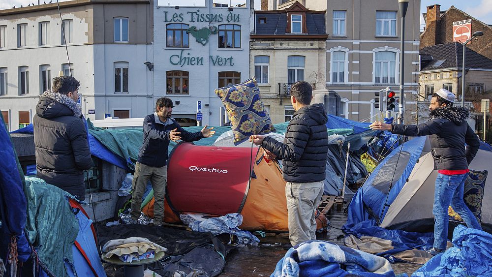 Belgium’s asylum shelters will no longer take in single men in order to make room for families