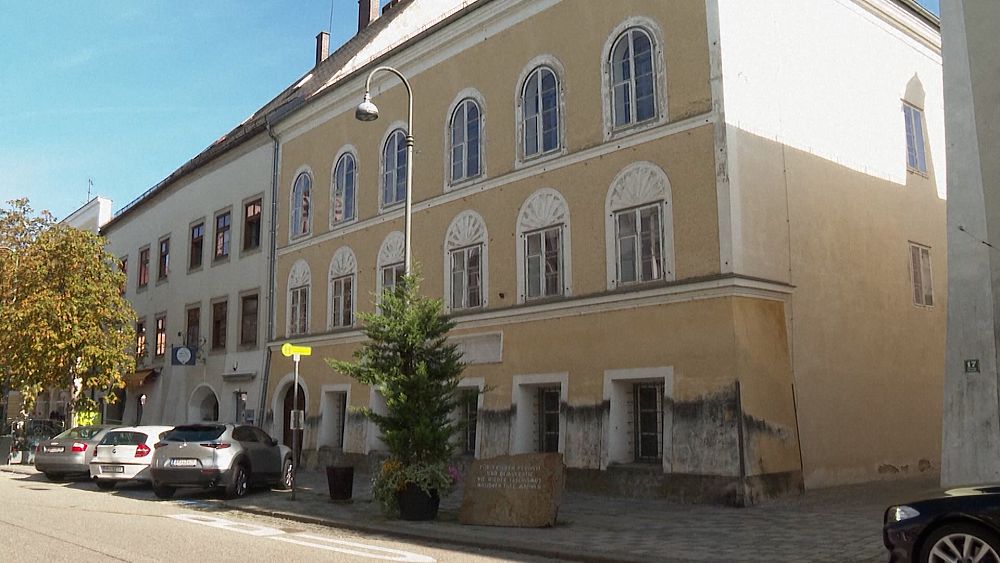 Work begins on Hitler's house to turn into police station