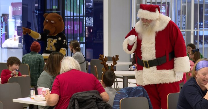 Kingston, Ont., kids have breakfast with Santa — and raise funds for charity - Kingston