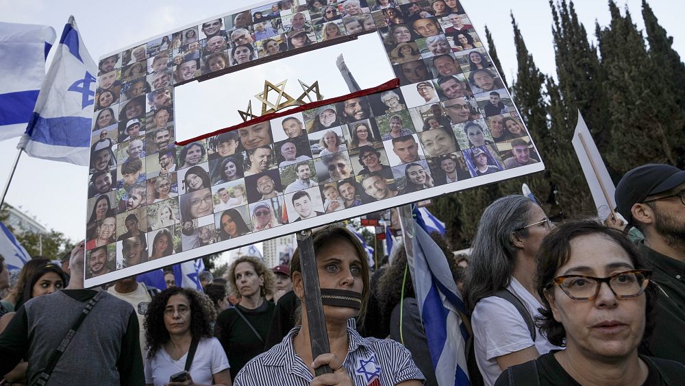 Israeli government said to be close to signing a deal to free hostages