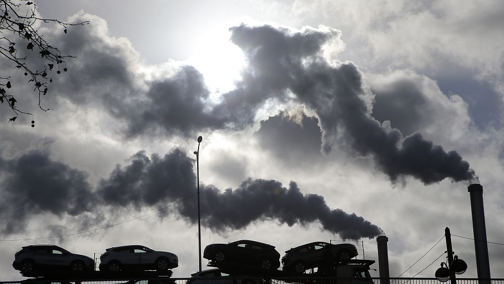 Levels of air pollution in Europe 'still too high', warns EU environment agency