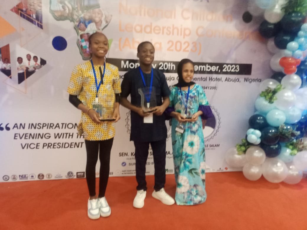 You are currently viewing Nigerian teenage programmer, gymnast, poet receive Early Achievers Awards