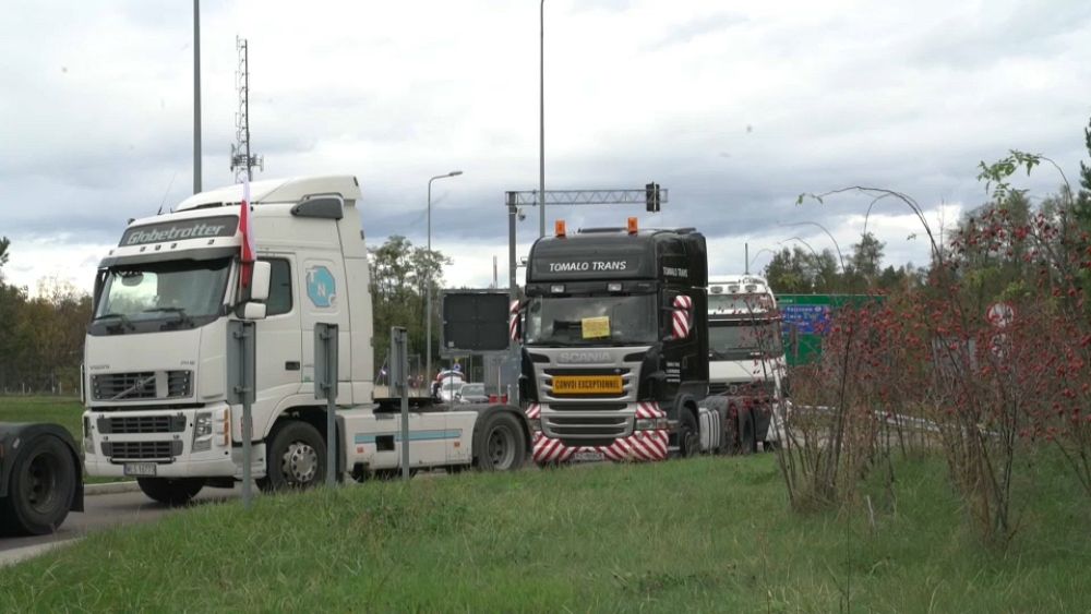 Polish truckers protest against unfair competition from Ukraine colleagues