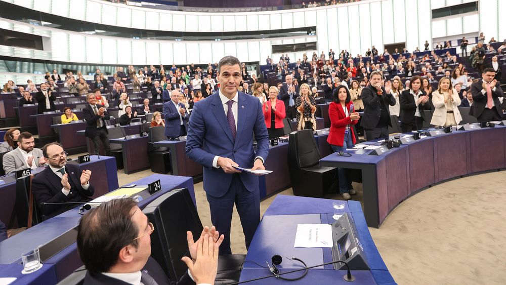 Spain's Sánchez blasts the political right in heated European Parliament standoff