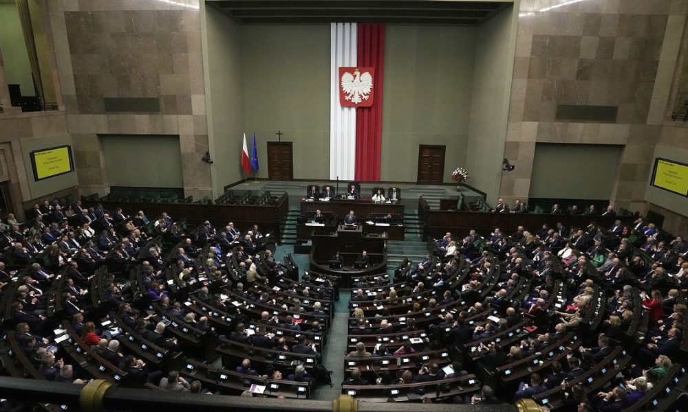 Polish opposition party demand the release of two imprisoned members