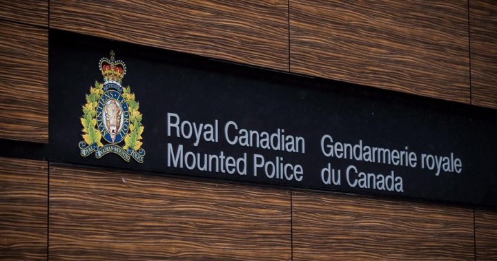 RCMP find vehicle suspected in fatal hit-and-run in Courtenay, B.C. - BC