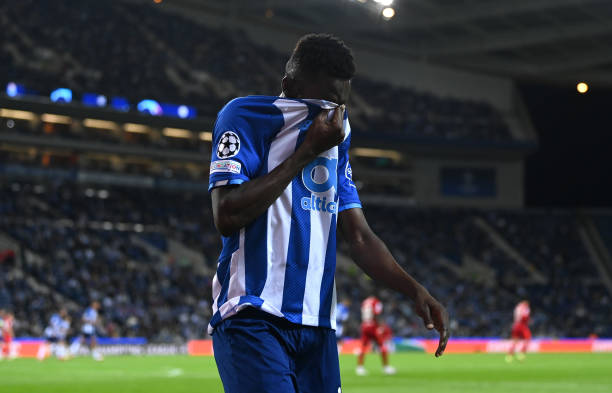 Porto Coach Confirms Surgery and Recovery Timeline for Sanusi