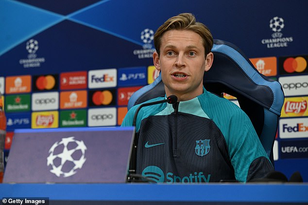 Frenkie de Jong revealed his anger at reports linking him with moves away from Barcelona
