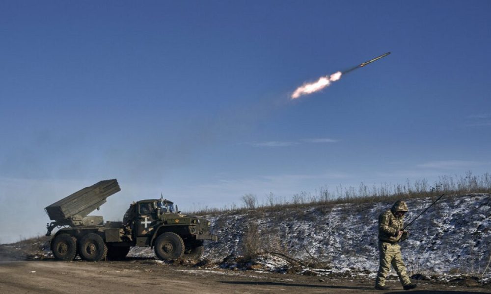 Russian forces may have assembled 30 km barrier in Donetsk region