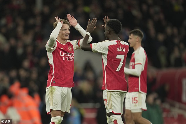 Arsenal reinstated their place in the Premier League title race with a win on Sunday night