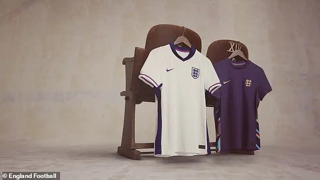 England have never played in purple before and the chances are they never will again