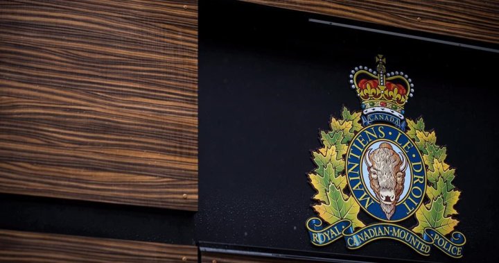 41-year-old man dies after being struck by train in Nova Scotia: police - Halifax