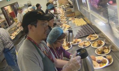 Winnipeg charity feeds hundreds of city’s vulnerable with Easter lunch - Winnipeg