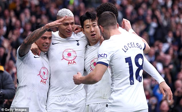 The result gave a major boost to Spurs' hopes of finishing in the Champions League places