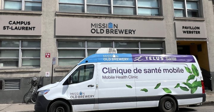 Montreal mobile health clinic helps get homeless people out of tents, into apartments - Montreal