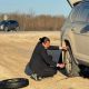 Premier Kinew stops to help stranded driver change tire: ‘What any decent Manitoban would do’ - Winnipeg