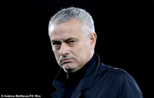 Chelsea could opt for a Jose Mourinho reunion - but it cause more problems than it solves