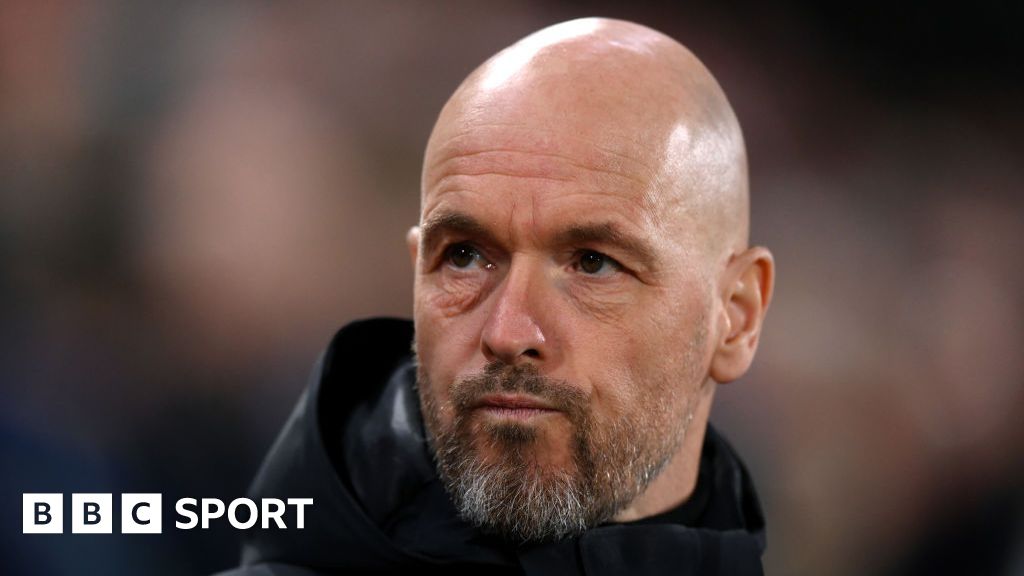 Erik ten Hag: Manchester United boss snubs journalists in news conference