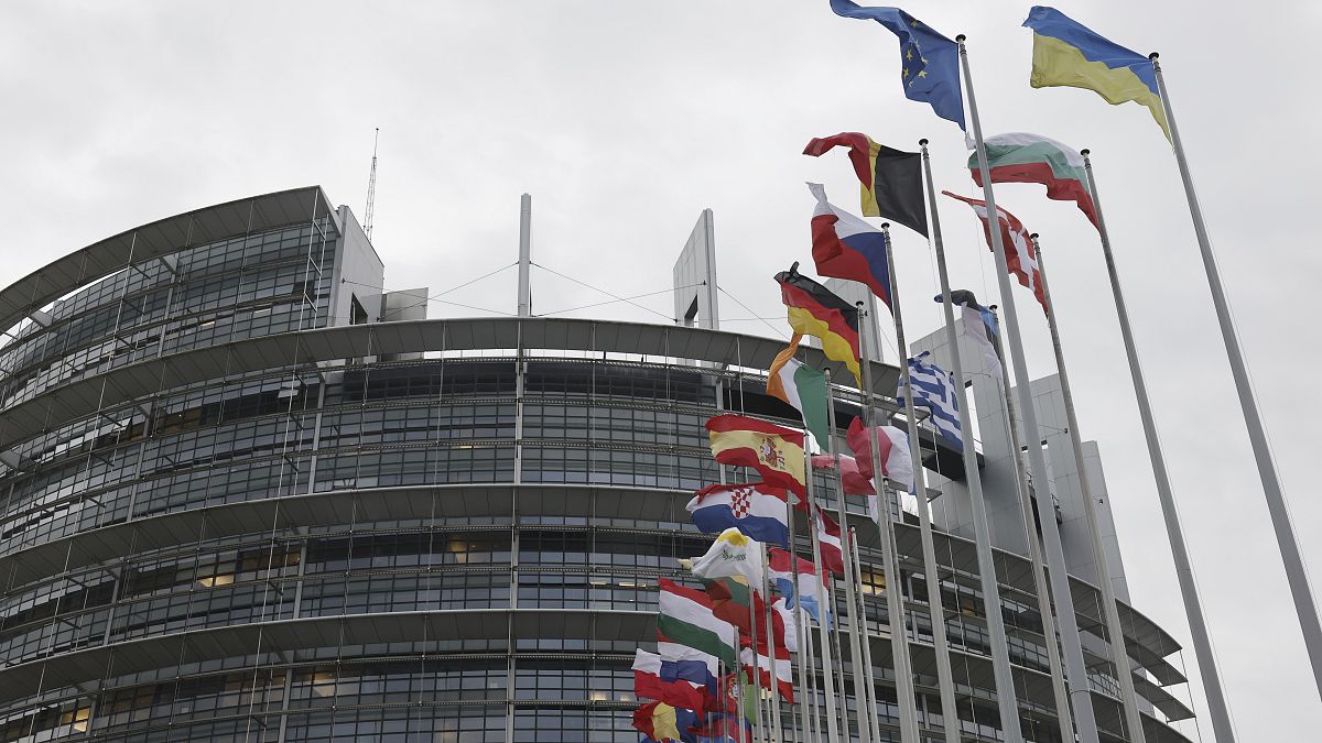 Is the credibility of European institutions at stake?
