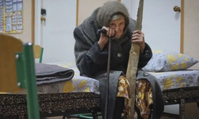 Ukrainian woman, 98, walks 10 km in slippers to flee Russian bombing - National